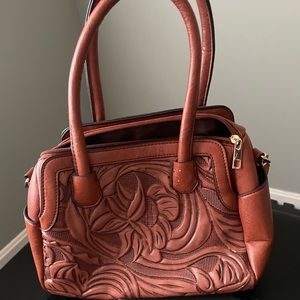 Tooled Crossbody Satchel Purse : Vintage inspired design